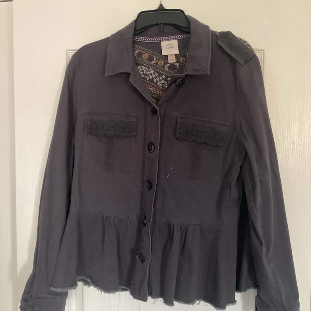 Grey denim jacket with embroidery. Size L Knox Rose